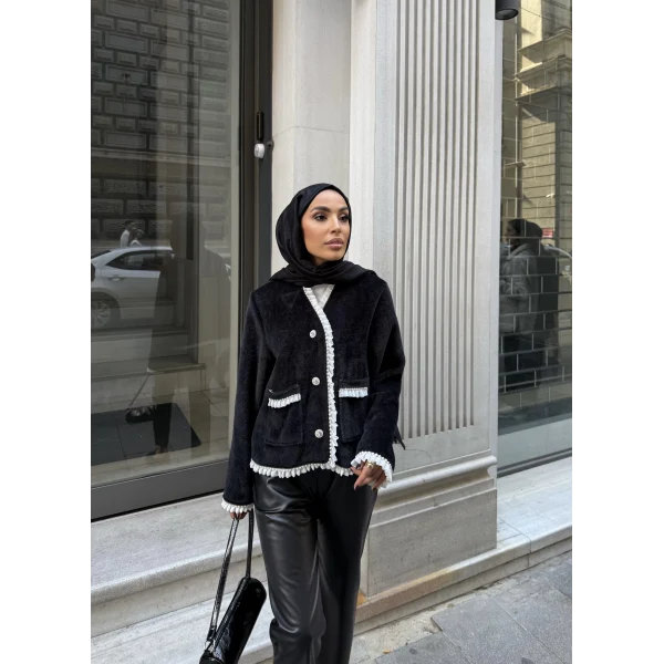 İnci Şerit Detaylı Kürk Ceket - Siyah