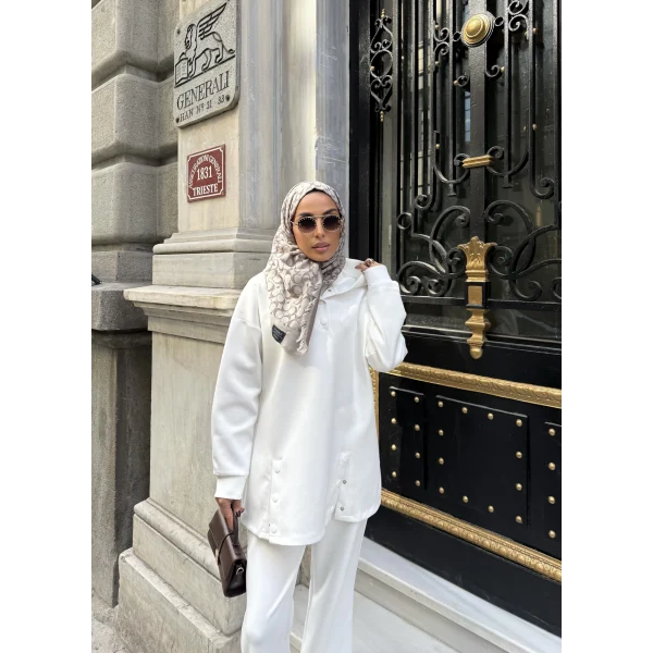 Kamar Düğmeli Takım - Beyaz