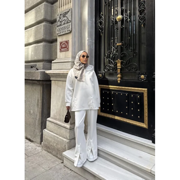 Kamar Düğmeli Takım - Beyaz