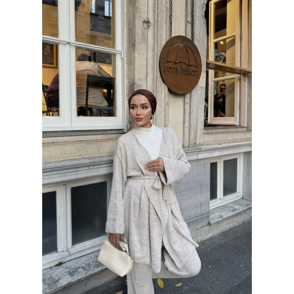 Kuşaklı Triko Takım - Bej