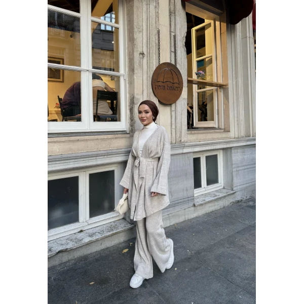 Kuşaklı Triko Takım - Bej