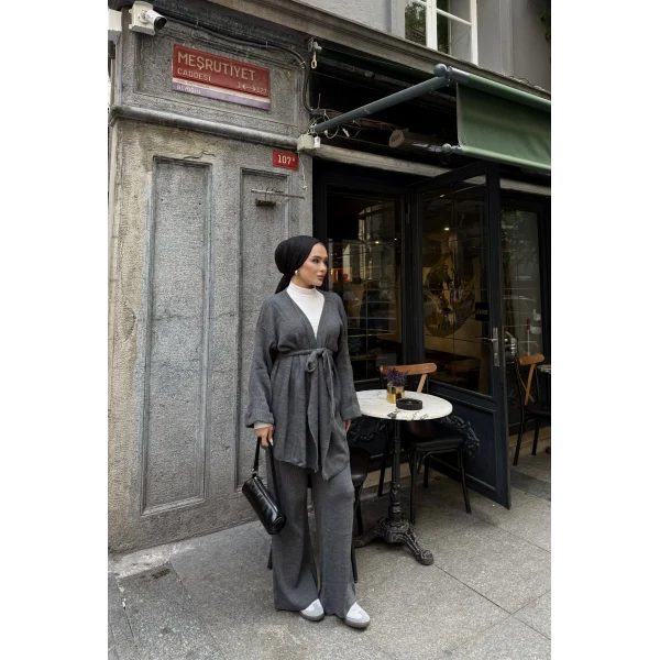 Kuşaklı Triko Takım - Gri