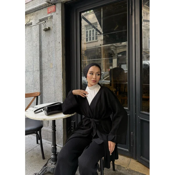 Kuşaklı Triko Takım - Siyah