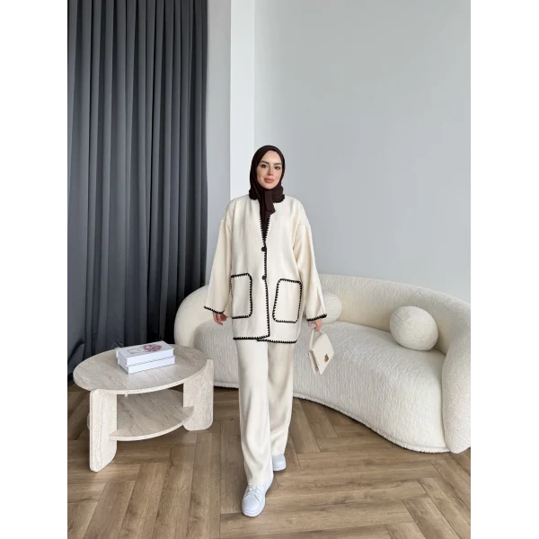 Kuzy Cepli Triko Takım - Bej