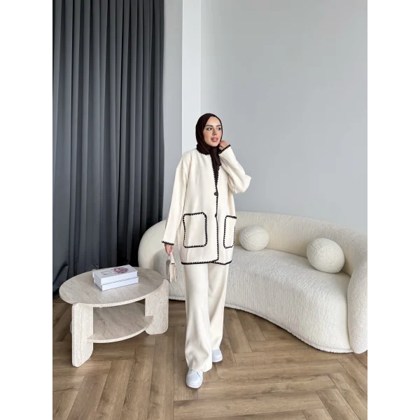 Kuzy Cepli Triko Takım - Bej