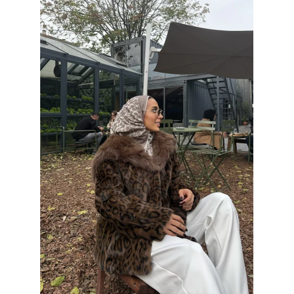 Leopar Desenli Alpaka Kürk - Kahverengi