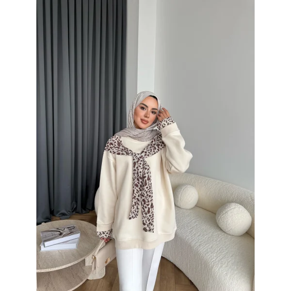 Leopar Fularlı Sweat - Bej