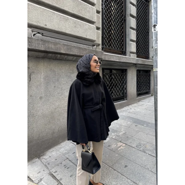 Lina Kürk Panço - Siyah