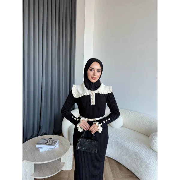 Lizge Yaka Detaylı Triko Elbise - Siyah