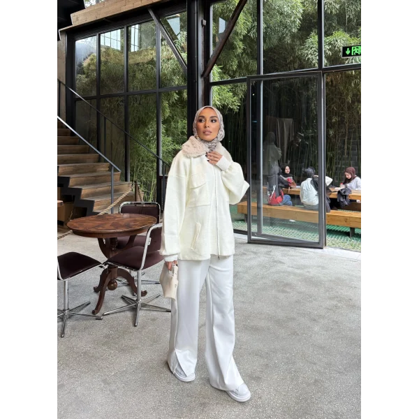 Loris Kürk Detaylı Triko Kap - Ekru