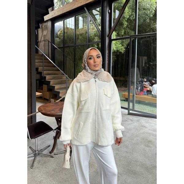 Loris Kürk Detaylı Triko Kap - Ekru