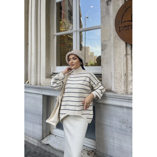 Mella Kazak Detaylı Jile Takım - Beyaz