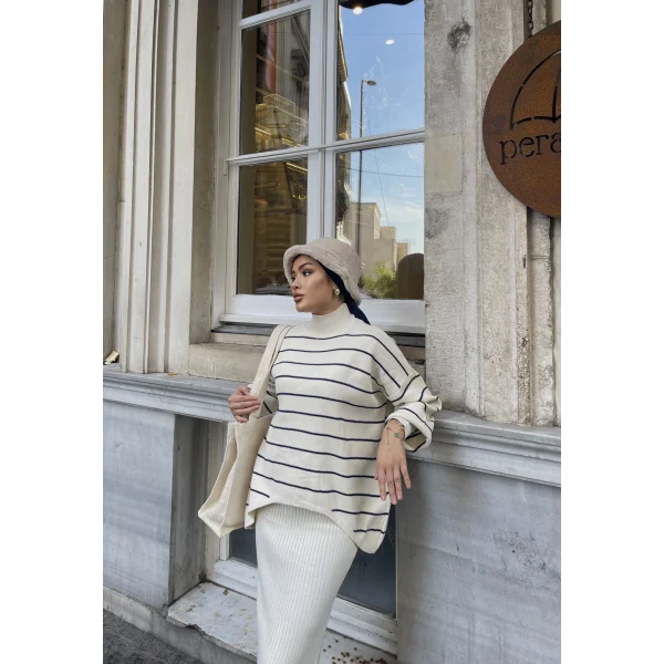 Mella Kazak Detaylı Jile Takım - Beyaz