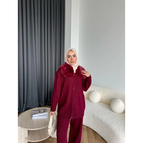 Monica Yakası Kürk Detaylı Takım - Bordo