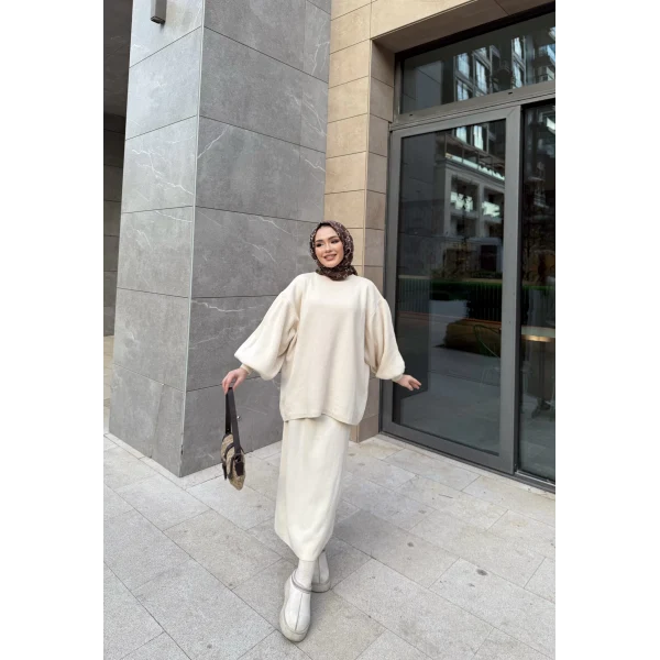 Nes Balon Kol Etekli Triko Takım - Bej