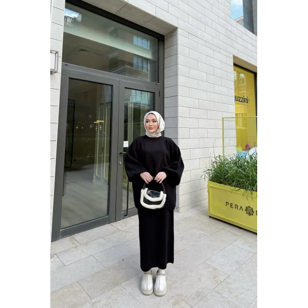 Nes Balon Kol Etekli Triko Takım - Siyah