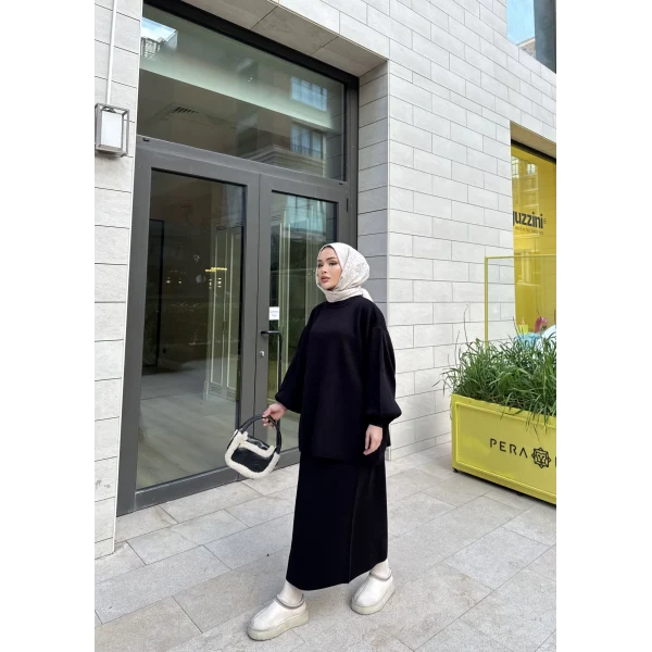 Nes Balon Kol Etekli Triko Takım - Siyah