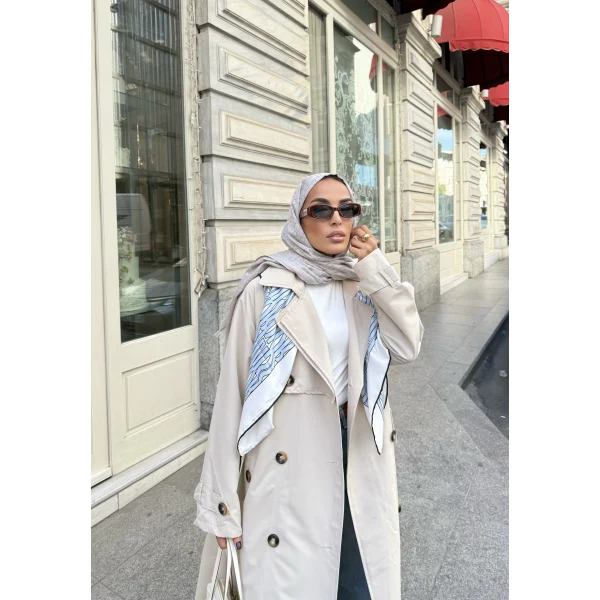 Nesren Arka Kısmı Düğmeli Trenç - Bej