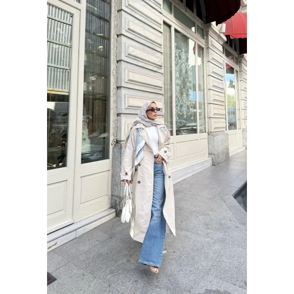 Nesren Arka Kısmı Düğmeli Trenç - Bej