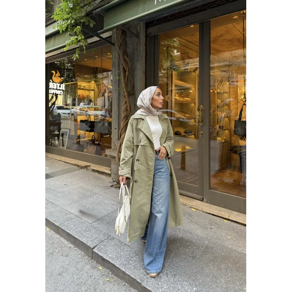 Nesren Arka Kısmı Düğmeli Trenç - Yeşil