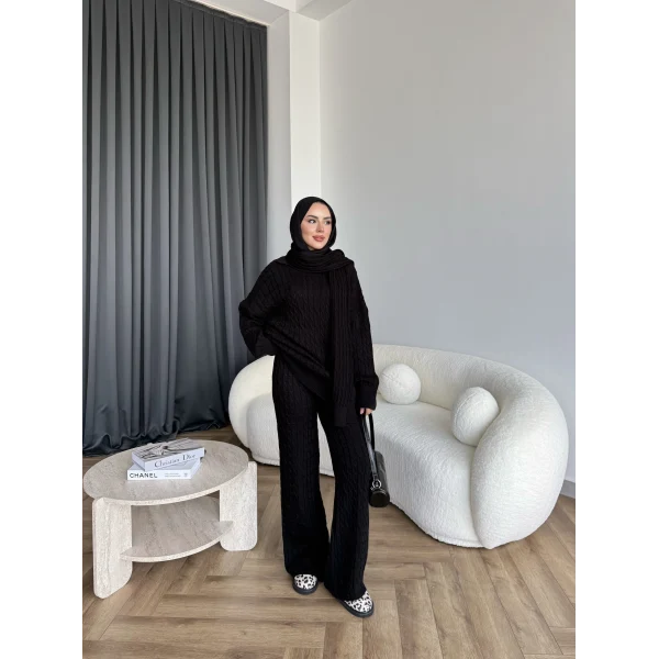 Örgü Atkı Detaylı Triko Takım - Siyah