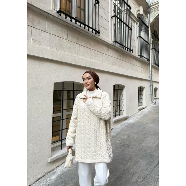 Örme Desen Triko Kazak - Bej