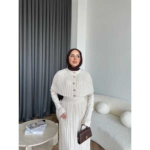 Piliseli Triko Elbise - Bej