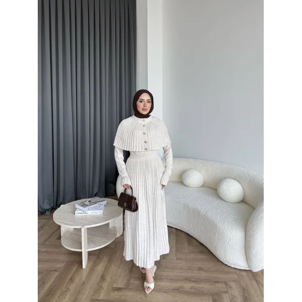 Piliseli Triko Elbise - Bej