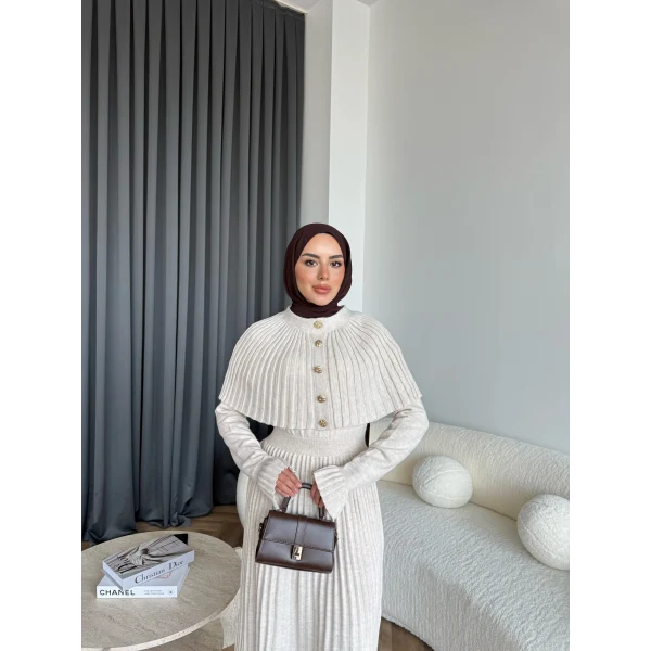 Piliseli Triko Elbise - Bej