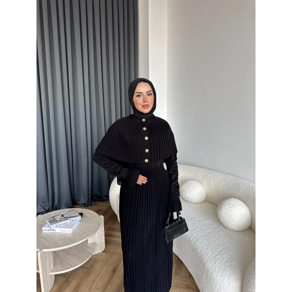 Piliseli Triko Elbise - Siyah