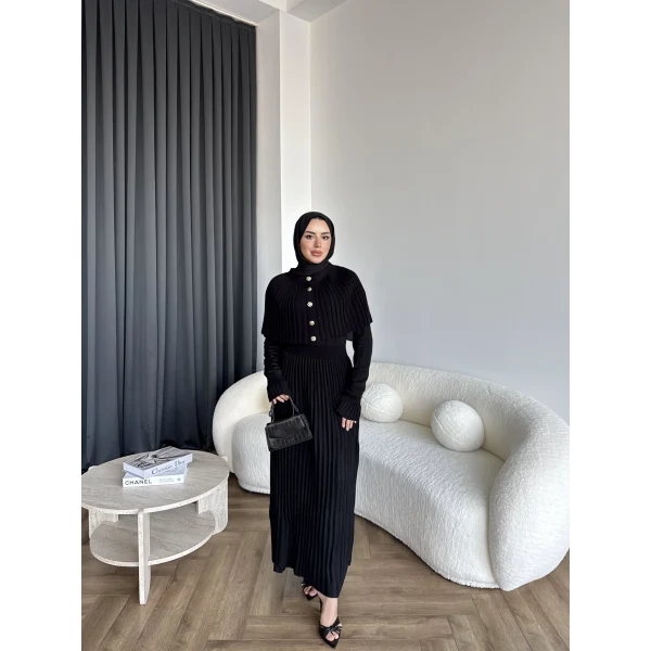 Piliseli Triko Elbise - Siyah