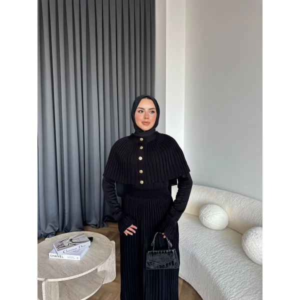 Piliseli Triko Elbise - Siyah