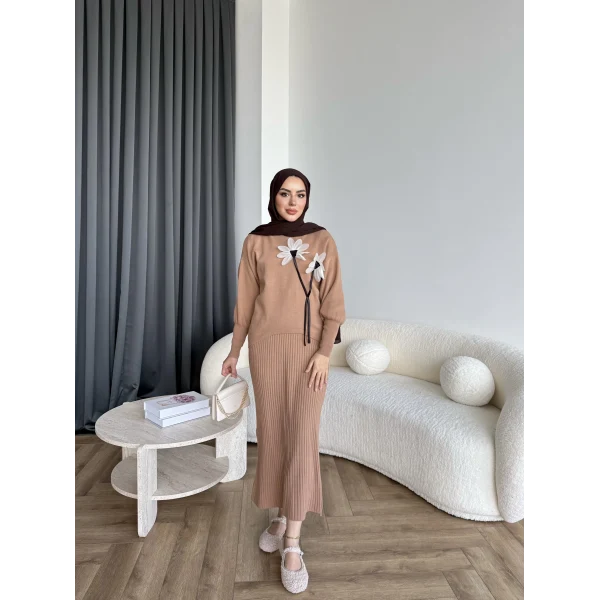 Pls-Çiçek Detay Jile Elbise - Camel