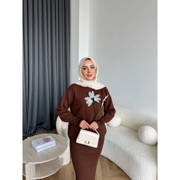 Pls-Çiçek Detay Jile Elbise - Kahve