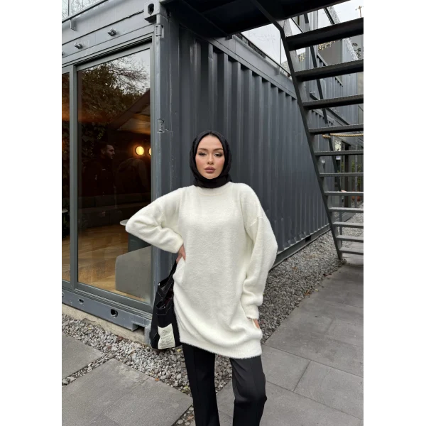 Sakallı Triko Tunik Kazak - Beyaz