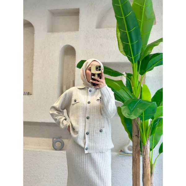 Sara Etekli Takım - Krem