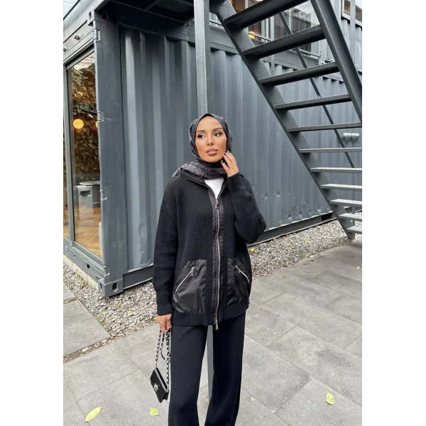 Selita Ön Fermuarlı Triko Takım - Siyah