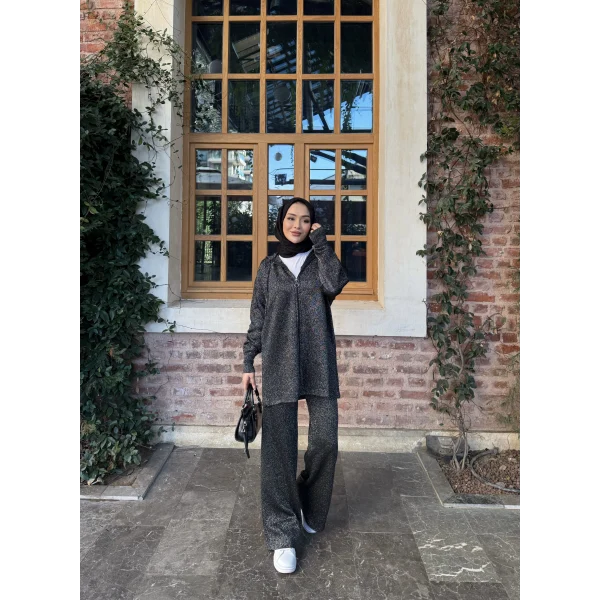 Simli Fermuarlı Triko Takım - Siyah