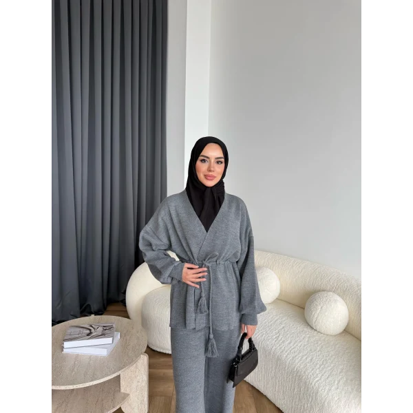 Sursula Ön Bağlamalı Triko Takım - Gri