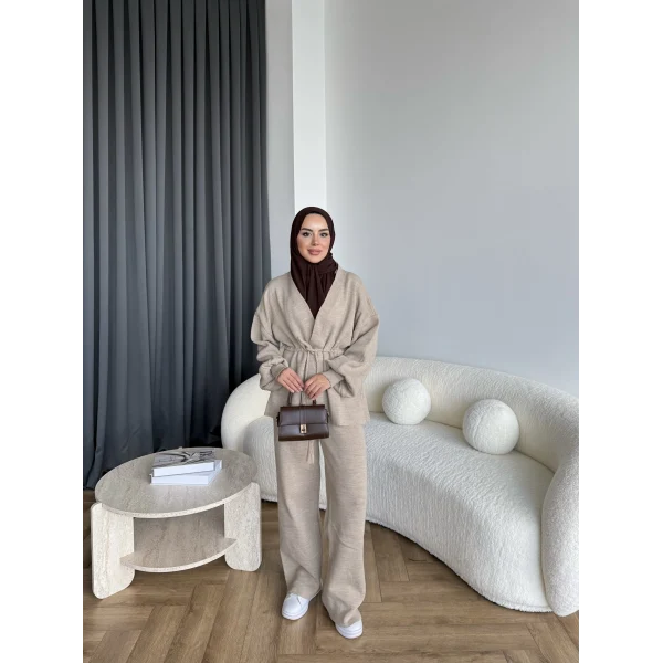 Sursula Ön Bağlamalı Triko Takım - Vizon