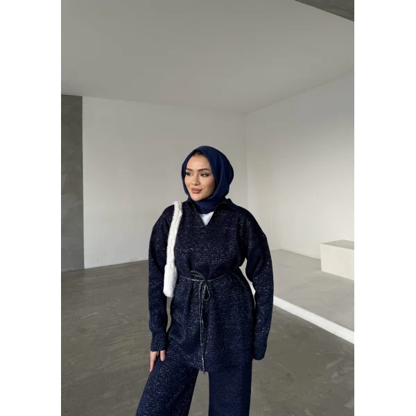 V Yaka Simli Triko Takım - Lacivert