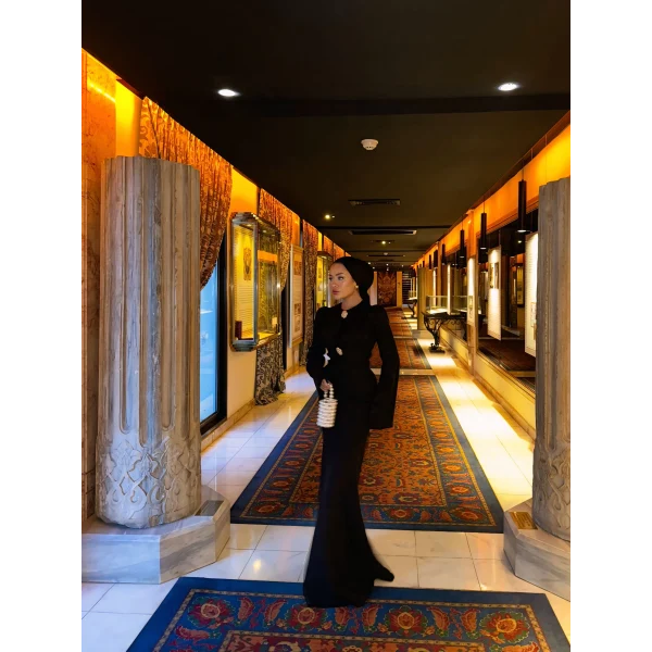 Vanessa Elbise - Siyah