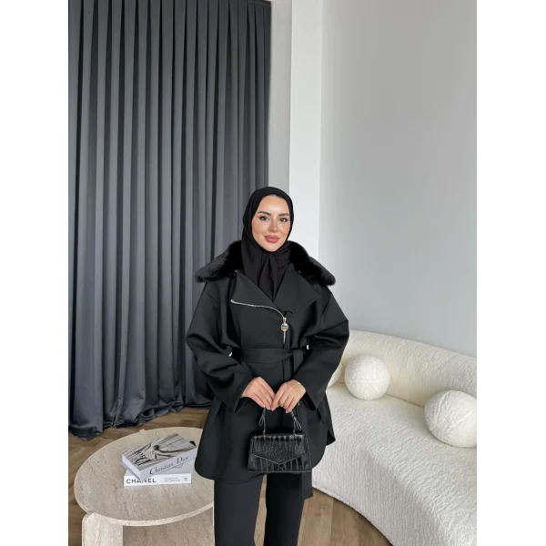 Vare Yakası Kürklü Scuba Takım - Siyah