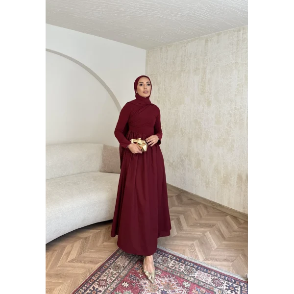Zeynep Büzgü Detaylı Elbise - Bordo