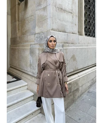 Kolları Büzgülü Sırtı Piliseli Saten Ceket - Kahve