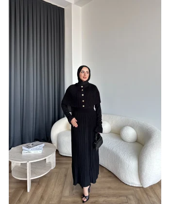 Piliseli Triko Elbise - Siyah