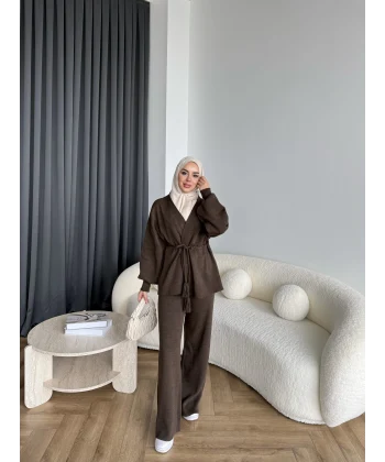 Sursula Ön Bağlamalı Triko Takım - Kahve