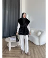 Lakas Yaka Ve Alt Kısmı Kürk Detaylı Yelek - Siyah