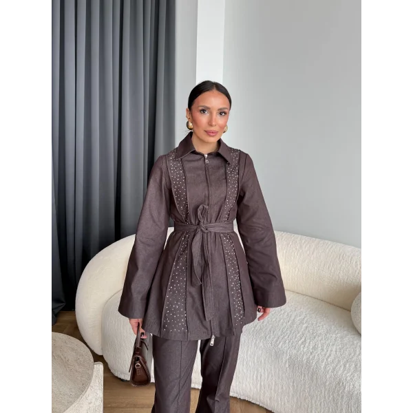 Fuş - Taş Detaylı Fermuarlı Pantolonlu Takım - Kahverengi