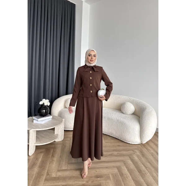 Hen - Visor Fiyonklu Etekli Takım - Kahve
